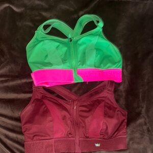 TWO SHEFIT BRAS SIZE 1luxe